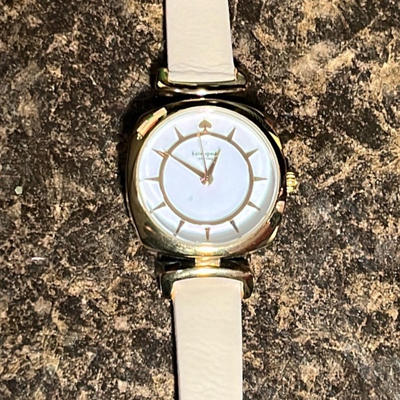 Kate Spade New York Barrow Light Pink Leather Strap Watch 24mm with Dustbag